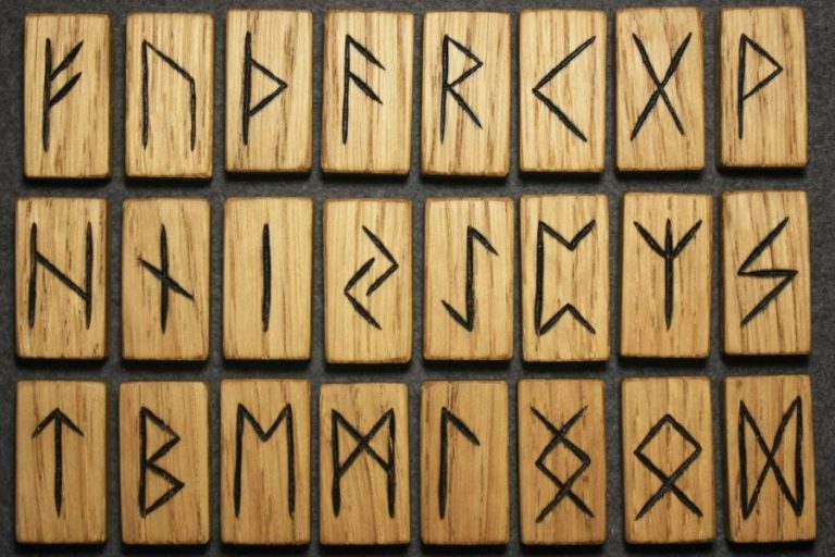 Что такое руны